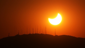 A fost eclipsă de soare. Regiunile din care a putut fi observată 