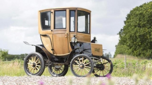 Cea mai veche maşină electrică a fost scoasă la licitaţie! Cât costă modelul devenit istorie (FOTO)