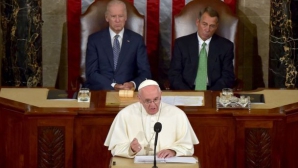 Papa Francisc a adresat legislatorilor americani un mesaj care l-a făcut pe speaker să plângă
