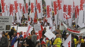 Polonia este cuprinsă de proteste de amploare față de exodul imigranților