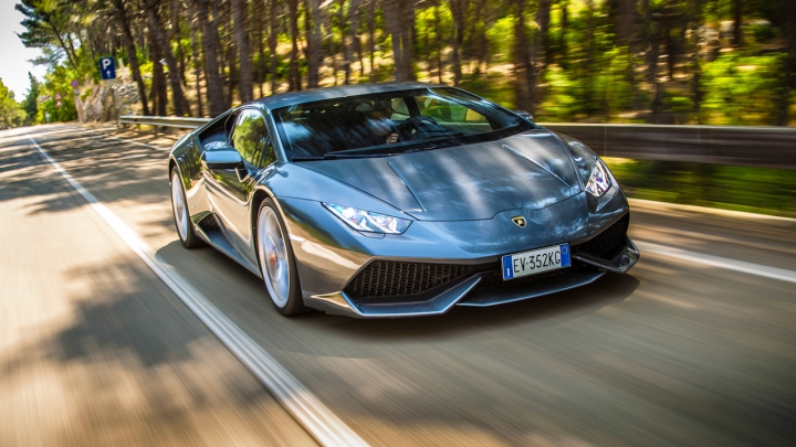 Ghinion pentru șoferul unei mașini de lux. Cum și-a găsit automobilul Lamborghini Huracan (VIDEO)