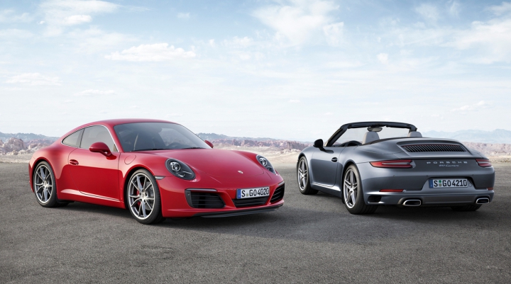 Porsche 911 Carrera: Lux, rafinament şi mulţi cai putere. Cât valorează bolidul sport