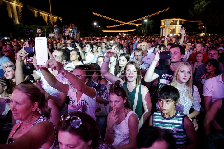 Concert de excepţie în PMAN! Mii de oameni au sărbătorit cu fast Ziua Limbii Române (FOTO/VIDEO)