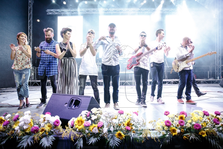 Concert de excepţie în PMAN! Mii de oameni au sărbătorit cu fast Ziua Limbii Române (FOTO/VIDEO)