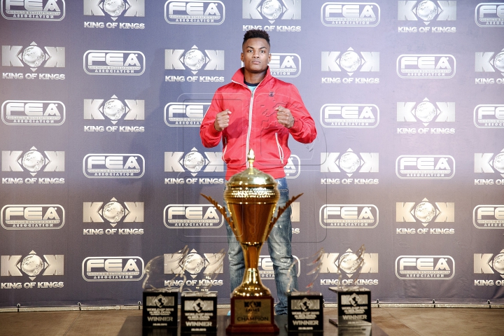 Gala KOK World Grand Prix 2015. Luptătorii şi-au arătat muşchii înainte de show-ul de la Chişinău (FOTO)