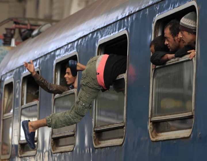 Ungaria - "ţap ispăşitor". Viaţa grea a imigranţilor care rămân în gara din Budapesta (FOTO)