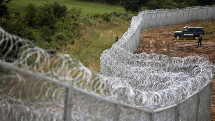 Ungurii au început proiectarea gardului antiimigraţie la frontiera cu România