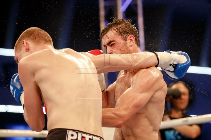 Gala KOK World Grand Prix 2015! IMAGINI SPECTACULOASE de la duelurile dintre luptători (FOTOREPORT)