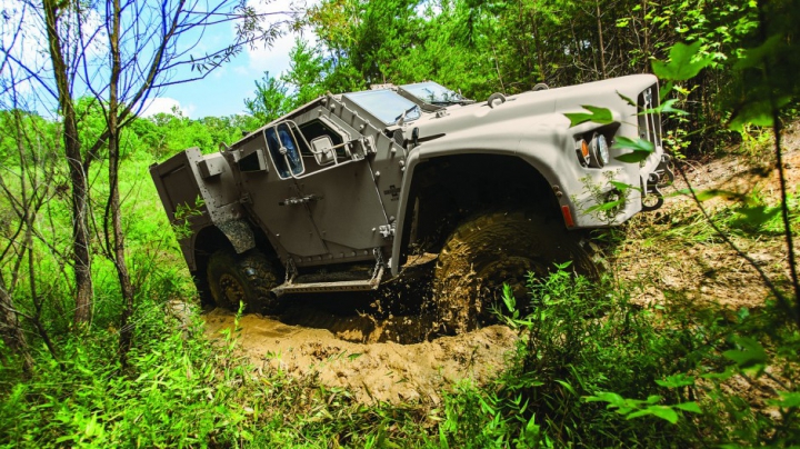 Adio, Humvee! Armata SUA i-a găsit un înlocuitor mult mai modern şi eficient 