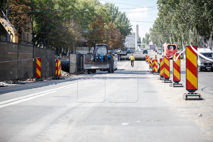 Lucrările de construcţie pe bulevardul Negruzzi, prelungite. Cum va fi redirecţionat transportul public