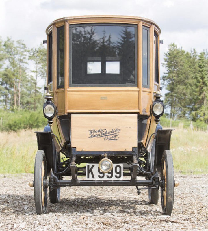 Cea mai veche maşină electrică a fost scoasă la licitaţie! Cât costă modelul devenit istorie (FOTO)