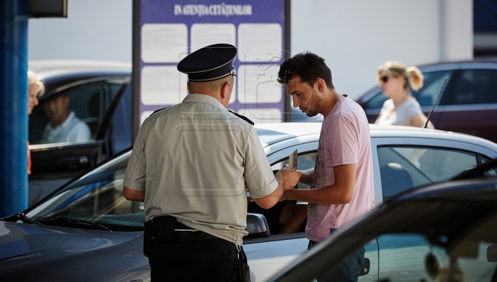 Tânăr şi neliniştit! MOTIVUL pentru care un moldovean a fost oprit de poliţiştii de frontieră (FOTO)