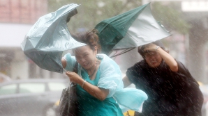 Natura îşi face de cap în China! Taifunul Mujigae a lovit din plin sud-estul ţării