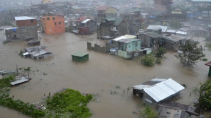 PRĂPĂD în Filipine! Cel puţin 20 de oameni au murit în urma taifunului Koppu