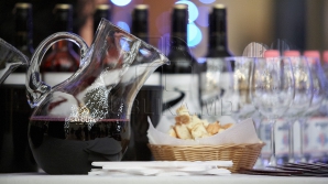 Ce planuri ai de Ziua Vinului? Recomandările pentru weekend de care trebuie să ţii cont