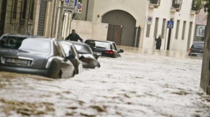 Ploile abundente au făcut ravagii în centrul şi sudul Italiei. S-au înecat oameni