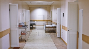 ÎL RECUNOŞTI?! Acest bărbat riscă închisoare pentru ce a făcut într-un spital (VIDEO)