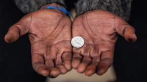 România a întrecut Bulgaria la sărăcie. Topul celor mai nevoiaşe şi mai bogate ţări din UE