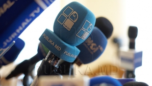 Au dat bir cu fugiţii. O agenţie de modeling din ţară A DISPĂRUT după un reportaj Publika TV