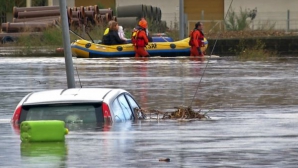 PRĂPĂD pe insula Sardinia. Timp de o noapte a plouat cât pentru două luni