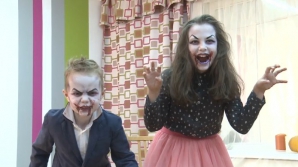 Halloween în stil moldovenesc. Părinţii îşi duc copiii la saloane ca să-şi facă odraslele fioroase