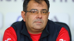Ştefan Stoica vrea cu tot dinadinsul să rămână antrenorul Naţionalei Moldovei