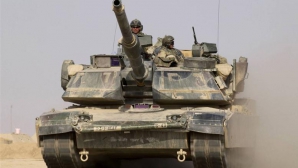 PREGĂTIRI DE RĂZBOI? Rachete în Letonia, tunuri şi tancuri americane în Estonia. REACŢIA Rusiei