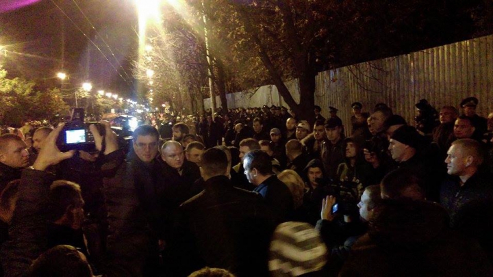 Centrul Chișinăului este BLOCAT DE PROTESTATARI (FOTO/VIDEO)