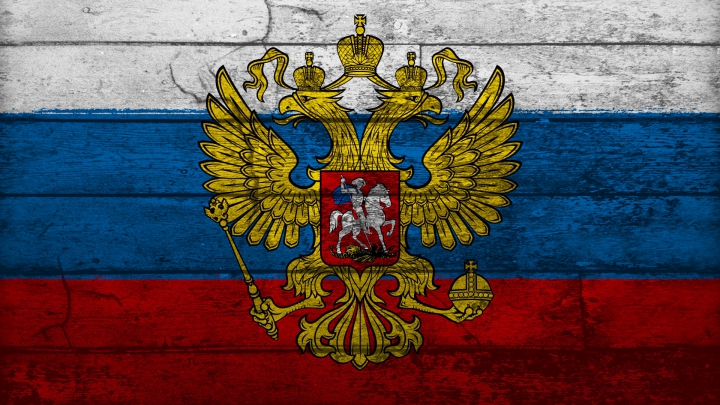 Le-a ajuns cuţitul la os? Legislatorii ruşi propun îngheţarea salariilor plătite militarilor şi funcţionarilor