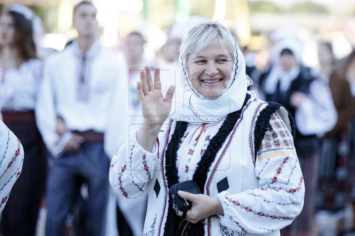 Ocrotitoarea Moldovei, Sfânta Parascheva, sărbătorită la Străşeni. FOTOREPORT de la Hramul oraşului