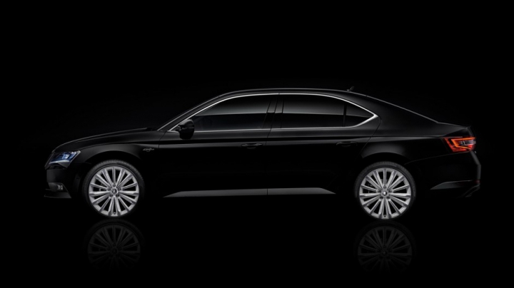 Black Crystal: Versiune specială a sedanului Skoda Superb