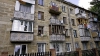 Plouă afară, plouă şi în case! Apartamente inundate şi mucegai din cauza unei companii de construcţii