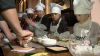 Bucătăria japoneză, tot mai populară! Mai mulţi copii au învăţat să facă sushi