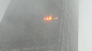 Cinci persoane au fost rănite în urma unui incendiu izbucnit într-un zgârie-nori din Chicago