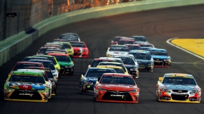 Şi-a asigurat primul titlu din carieră. Cine este noul campion mondial la NASCAR