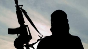 ALERTĂ! Un terorist din Statul Islamic a fost identificat printre imigranţi de poliţia italiană