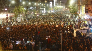 A treia zi de proteste în România. Manifestanții au formulat o listă de revendicări