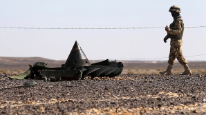 IPOTEZĂ CUTREMURĂTOARE. Cine ar fi adus o bombă la bordul avionului prăbuşit în Egipt