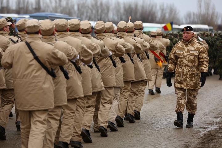 Repetiţii pentru parada din 1 decembrie. Sute de militari români, gata să facă spectacol (FOTOREPORT)