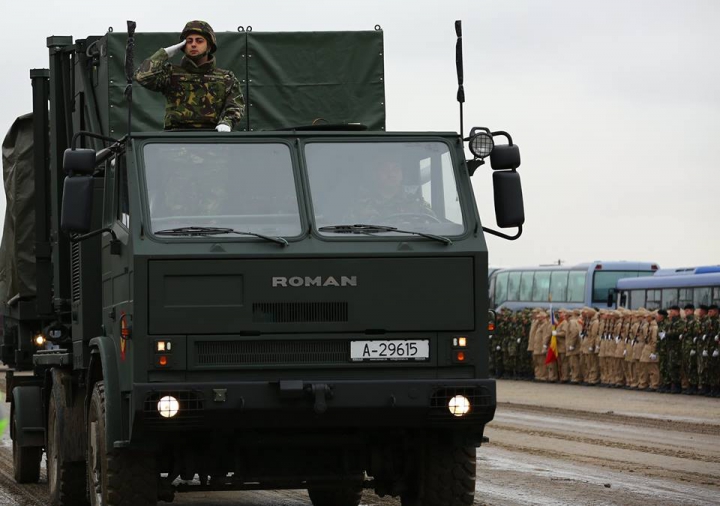 Repetiţii pentru parada din 1 decembrie. Sute de militari români, gata să facă spectacol (FOTOREPORT)