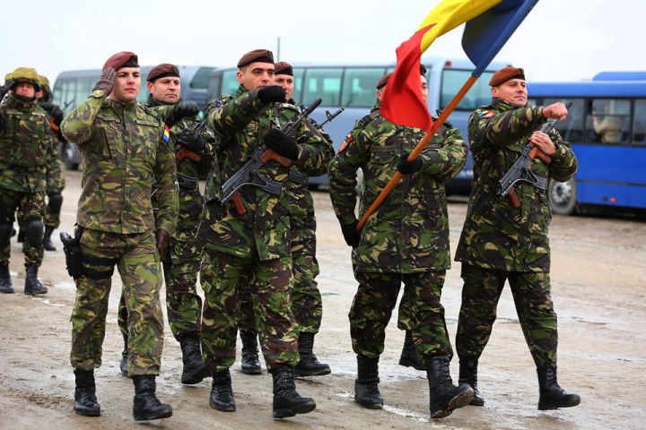 Repetiţii pentru parada din 1 decembrie. Sute de militari români, gata să facă spectacol (FOTOREPORT)