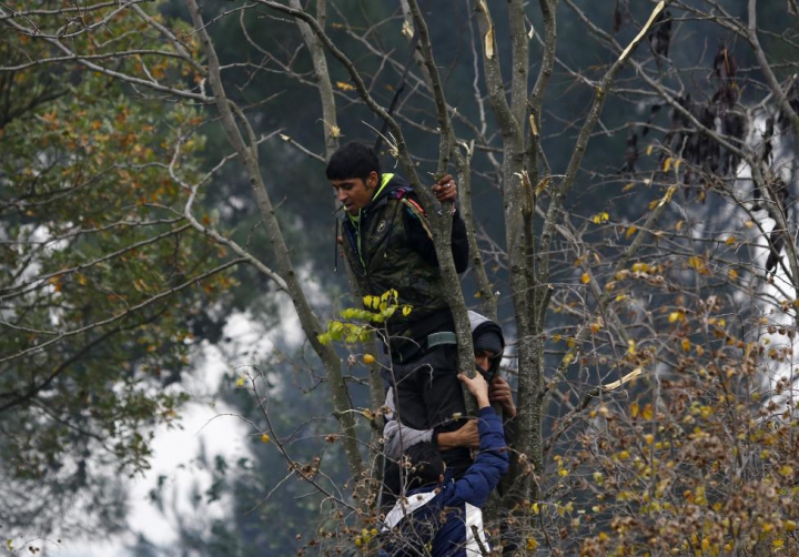 Peste o mie de migranți, blocați la frontiera greco-macedoniană, suferă de foame (FOTOREPORT)