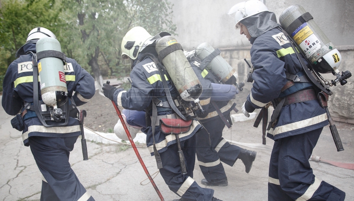 INCENDIU la un spital pentru copii! Micuţii bolnavi, evacuaţi de urgenţă