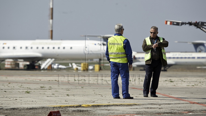 La un pas de TRAGEDIE! Un avion din România a ATERIZAT DE URGENŢĂ în Suedia