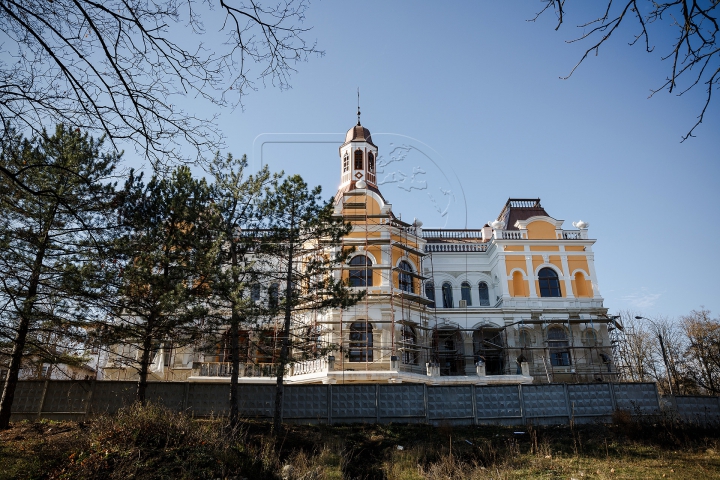 Conacul lui Manuc Bei din Hânceşti, la un pas de inaugurare. FOTOREPORT cu perla istorică a Moldovei