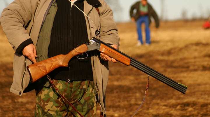 "Este ilegal și inuman". Ministerul Mediului condamnă FAPTA MONSTRUOASĂ comisă de 11 vânători