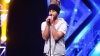 FIORI ŞI EMOŢII! Moldoveanul Andrei Ioniţa a făcut senzaţie pe scena de la X Factor (VIDEO)