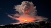 Lava erupe spectaculos din Etna. S-a trezit cel mai mare vulcan european (VIDEO)