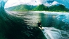 Show de zile mari în Hawaii. Surferii au încălecat valuri înalte de 15 metri 