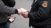 Un şofer a încercat să mituiască un poliţist la Bălţi. Cum a reacţionat ofiţerul de patrulare (VIDEO)